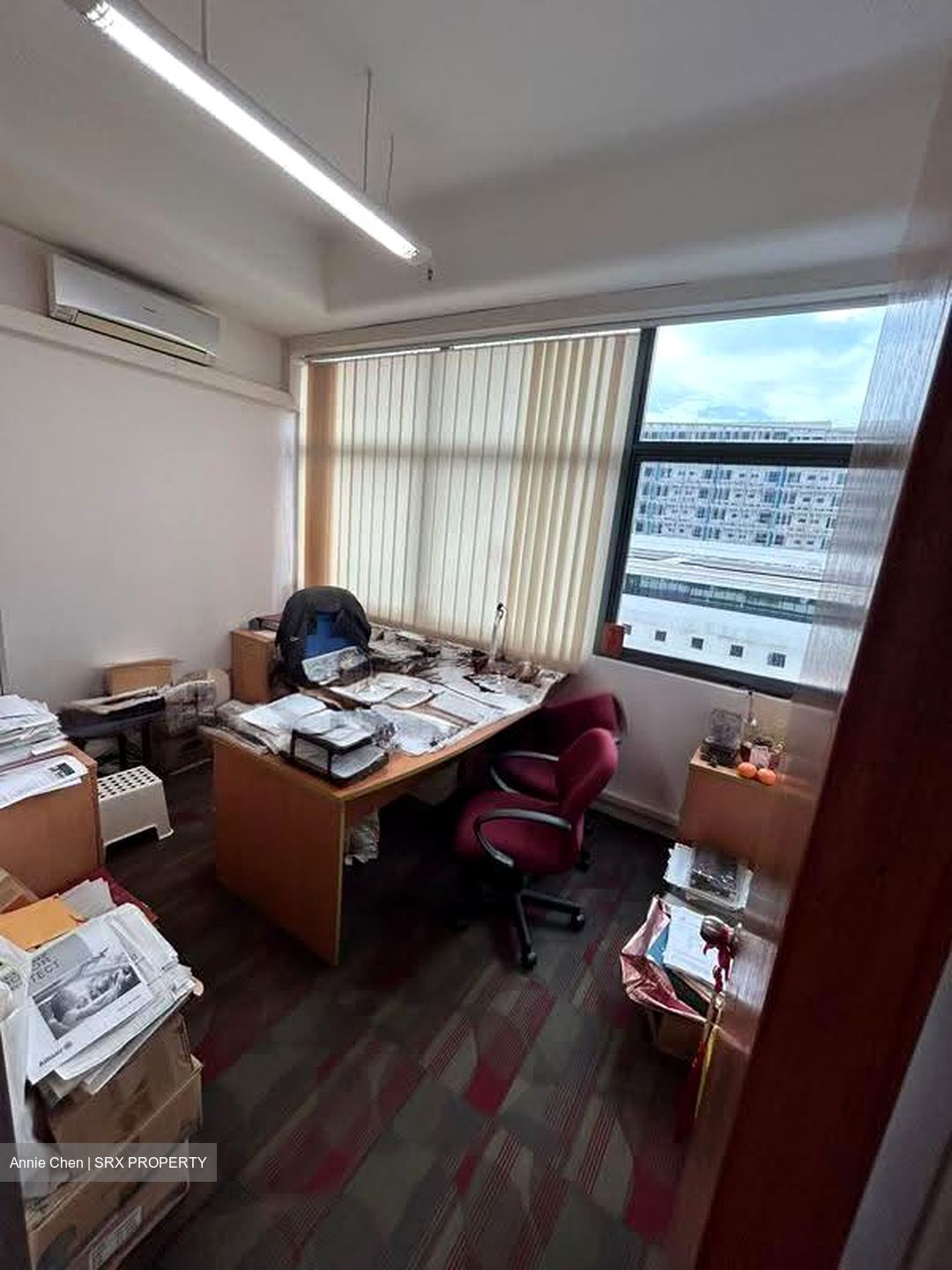 UB. One (D14), Factory #623048671